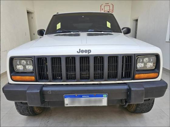 JEEP CHEROKEE 4.0 SPORT 4X4 6I 12V GASOLINA 4P AUTOMÁTICO JEEP CHEROKEE 4.0 SPORT 4X4 6I 12V GASOLINA 4P AUTOMÁTICO
